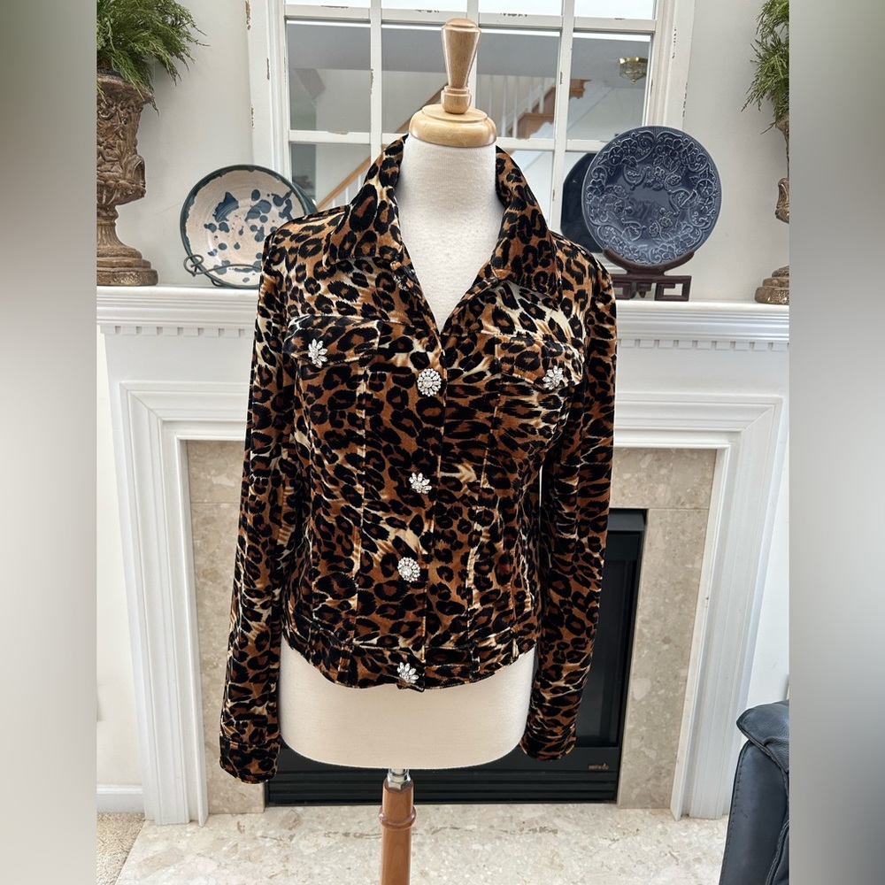 berek Leopard Print Velvet Jacket in Brown and Black